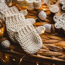 Zestaw świątecznych ozdób handmade na choinkę i pod kubek (ecru)