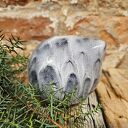 Ceramiczny ptaszek - ręcznie malowana dekoracja świąteczna w bieli i niebieskim
