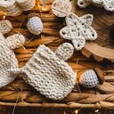 Zestaw świątecznych ozdób handmade na choinkę i pod kubek (ecru)