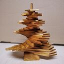 Choinka drewniana w kolorze olcha - ruchome gałązki, dekoracja świąteczna handmade