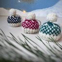 Ozdoby choinkowe: zawieszki mini czapeczki z wełny (zestaw 3 szt.)