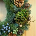 Ręcznie pleciony wianek świąteczny na drzwi i ścianę - średnica ok. 55 cm