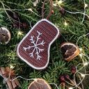 Szydełkowe pierniczki - zawieszki na choinkę