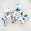 Nakrapiane reniferki świąteczne - zestaw 3 ceramicznych ozdób do zawieszenia 