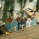 4 małe drewniane domki - zawieszki do świątecznej dekoracji
