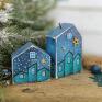 2 drewniane, niebiesko turkusowe - malowane domki dekoracje świąteczne prezent do domu