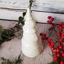 pomysły na prezenty na święta biała ceramiczna dekoracje świąteczne ośnieżona choinka