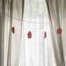 pomysł na prezent świąteczny girlanda wykonana jest w 100% z bawełny w czerwoną białą ozdoba