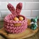 Koszyczek wielkanocny, zajączek wielkanocny z uszkami z sznurka bawełnianego