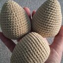 Zestaw 3 beżowych pisanek handmade na szydełku (ok. 7-8 cm)