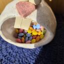 Królik miseczka ceramiczna na Wielkanoc - słodkie jajeczka i cukierki