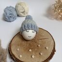 Czapeczka z pomponem na jajka wielkanocne - 1 szt