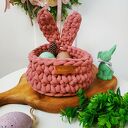 Koszyczek wielkanocny, zajączek wielkanocny z uszkami z sznurka bawełnianego