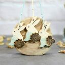 Zestaw 3 ceramicznych zajączków wielkanocnych do wieszania (biel i turkus)