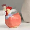 Różowa kurka ceramiczna na Wielkanoc