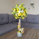 Drzewko z kurczakami. Dekoracja na Wielkanoc