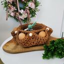 Karmelowy koszyk wielkanocny z przegródkami na jajka - handmade