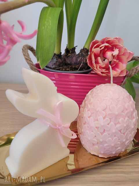 Zestaw świec wielkanocnych - zajac z kokardą I duże jajo