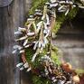 cynamonn pomysł na świąteczny prezent wiosenny wianek na drzwi lub stół z dekoracje wielkanocne z mchu