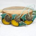 Ozdoby wiszące ptaszki z ornamentem - dekoracja ceramiczna