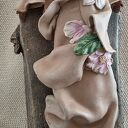 Anioł na starej desce - mulatka z magnoliami (rękodzieło)