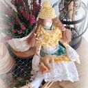 laleczka z wiewiórką