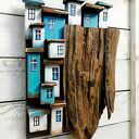 Drewniana dekoracja z domkami - Na Skarpie