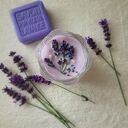 Pora na lawendę! Piękna świeca sojowa z olejkiem lawendowym