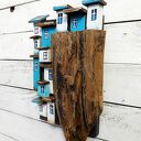 Drewniana dekoracja z domkami - Na Skarpie