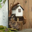 Drewniany domek, dekoracja, ozdoba - Biały Młyn