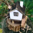 Drewniany domek, dekoracja, ozdoba - Biały Młyn