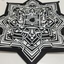 Mandala Żywioły - Metal i Woda (50x50 cm) - czarno-biała dekoracja 100% ręcznie robiona