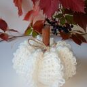 Szydełkowa dynia fantazyjna z cynamonowym ogonkiem - dekoracja handmade