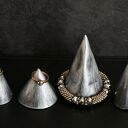 Zestaw 4 stożków z gipsu na biżuterię - srebrny księżycowy metaliczny