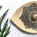 Talerzyk na kadzidełko z ceramiczną mandalą