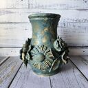 Botaniczna opowieść - unikatowa dekoracja ceramiczna z kwiatami i liśćmi 