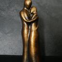 Ręczna rzeźba z gipsu „Przytul mnie” - prezent ślubny 14,6 cm
