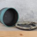 Doniczka ceramiczna Otuliny handmade - niebieskie szkliwo i fioletowa podstawka