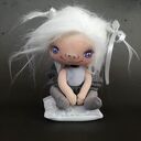 Szkrab - wróżka zębuszka na komodę, figurka tekstylna ręcznie szyta i malowana (ok. 18 cm)