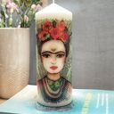 Świeca dekoracyjna 18 cm Frida Kahlo