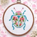 Chrząszcz w Różanym Ogrodzie