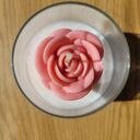 Świeca sojowa handmade - róża w szklanym naczyniu