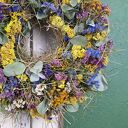 Wianek wiosenny na drzwi, naturalny z suszonych kwiatów, traw i eukaliptusa. Pachnący wiosną.45 cm