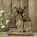 Stary Młyn Wiatrowy - dekoracja z drewna