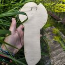 Ceramiczny anioł z motywem dzikiej marchwi