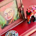 Ręcznie malowana szafka na klucze Frida Kahlo - dekoracja do przedpokoju z drewna sosnowego