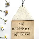 Tu mieszka miłość domek ceramiczny