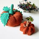 Duża szydełkowa dynia handmade - jesienna dekoracja domu