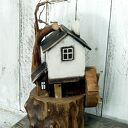 Drewniany domek, dekoracja, ozdoba - Biały Młyn