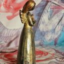 Rzeźba z gipsu Anioł Czułości w kolorze złotym - 11,6 cm